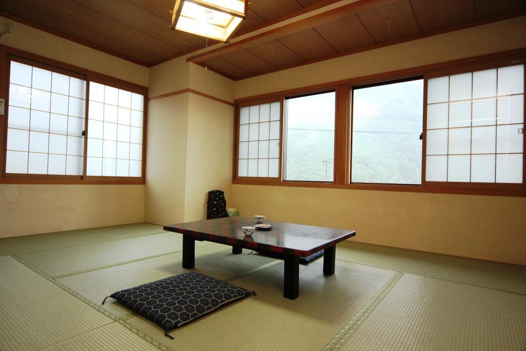 Hotel Jinkuro Takayama  Zimmer foto